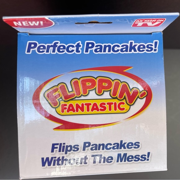 Flippin Fantastic Perfect Pancake Maker Pan Flip Egg Omellete Non Stick Silicone - Picture 6 of 9